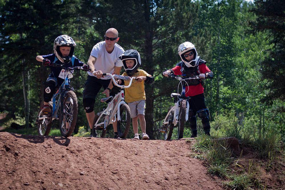 The Lodge At Angel Fire Resort Екстер'єр фото